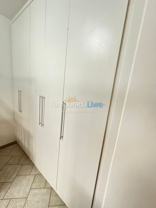 Apartamento para aluguel de temporada em Ubatuba (Praia Grande)