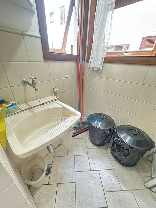 Apartamento para aluguel de temporada em Ubatuba (Praia Grande)