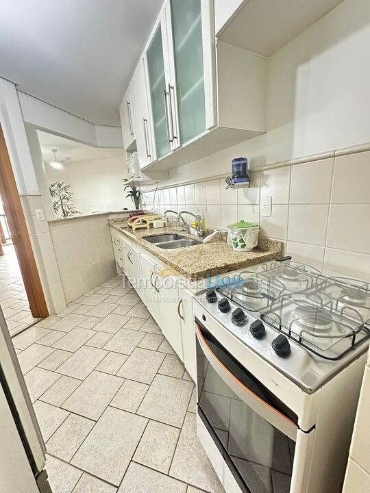 Apartamento para aluguel de temporada em Ubatuba (Praia Grande)