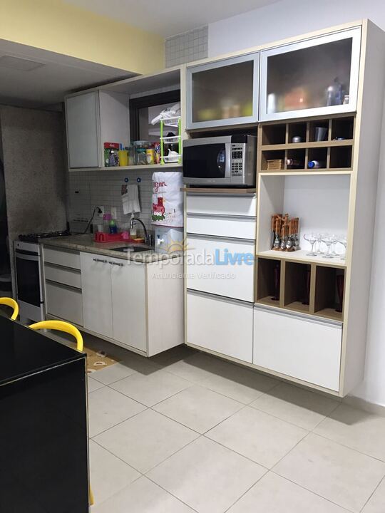 Apartamento para aluguel de temporada em Ipojuca (Praia de Muro Alto)