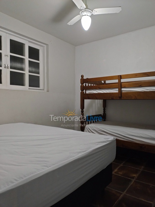 Casa para aluguel de temporada em Cabo Frio (Praia do Forte)