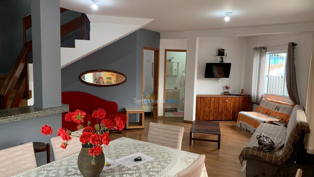 Casa para aluguel de temporada em Florianopolis (Praia dos Ingleses)