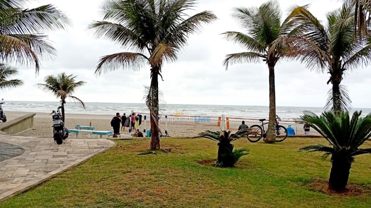 Apartment for vacation rental in Praia Grande (Praia do Caiçara)