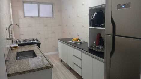 Cozinha ampla e ventilada.