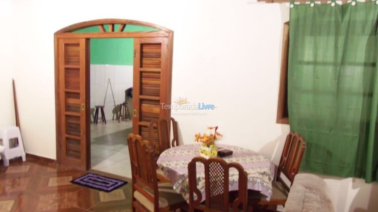 Chácara / sítio para aluguel de temporada em Araçariguama (Santa Ela)