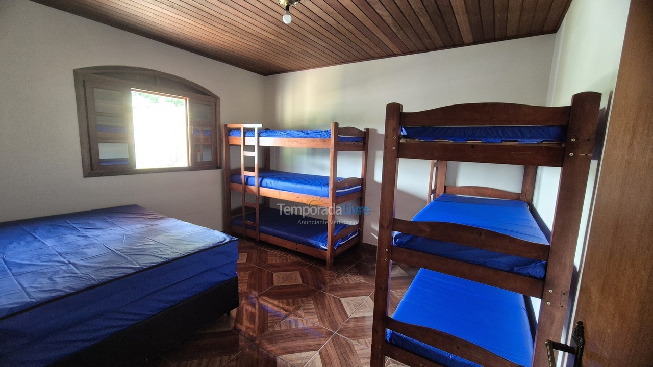 Chácara / sítio para aluguel de temporada em Araçariguama (Santa Ela)