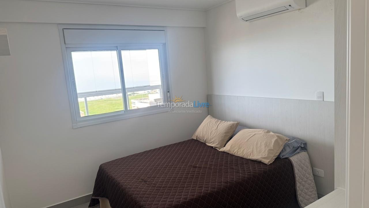 Apartment for vacation rental in Guarujá (Enseada)