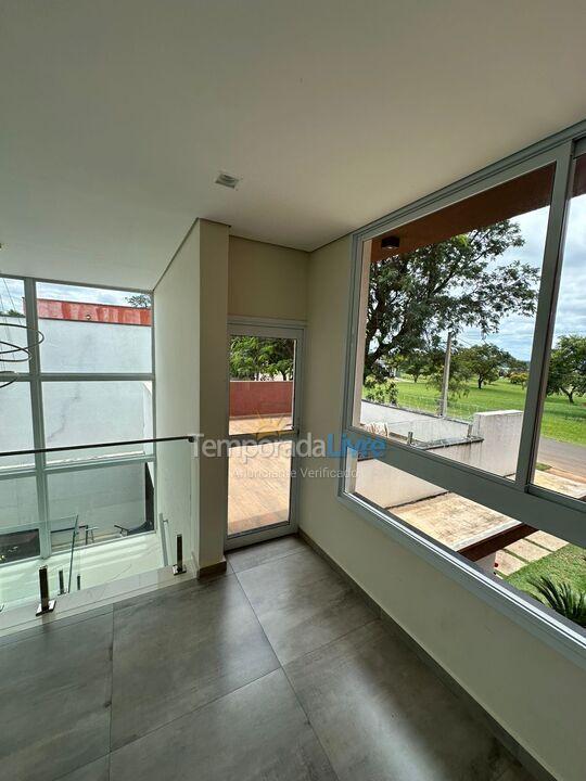 House for vacation rental in Paranapanema (Riviera de Santa Cristina Xiii)