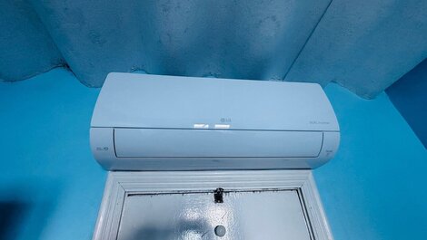 12 steps from the beach • Sleep to the sound of the sea