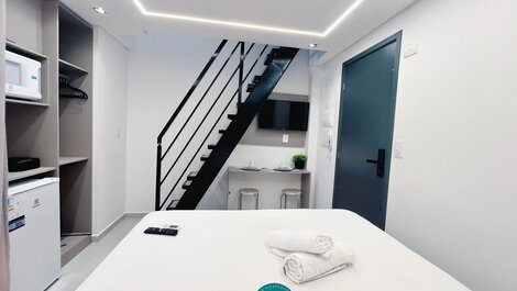 Flat c/ Banheira na cobertura- BESSA