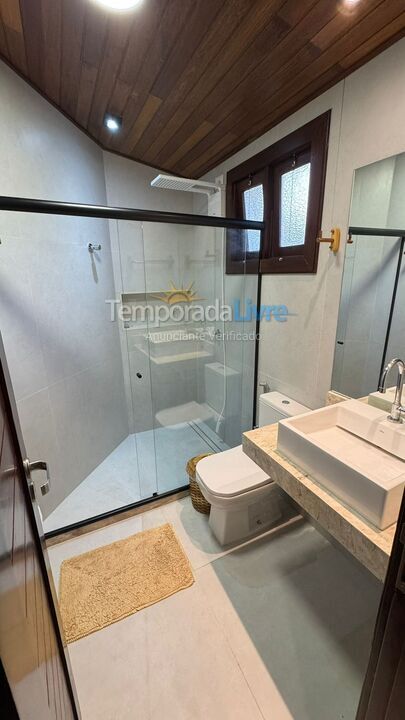 Casa para alquiler de vacaciones em Camaçari (Praia de Guarajuba)