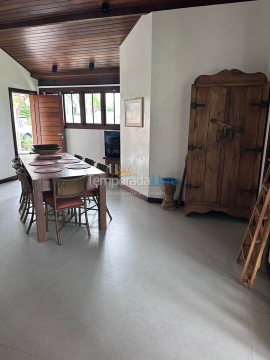 Casa para alquiler de vacaciones em Camaçari (Praia de Guarajuba)