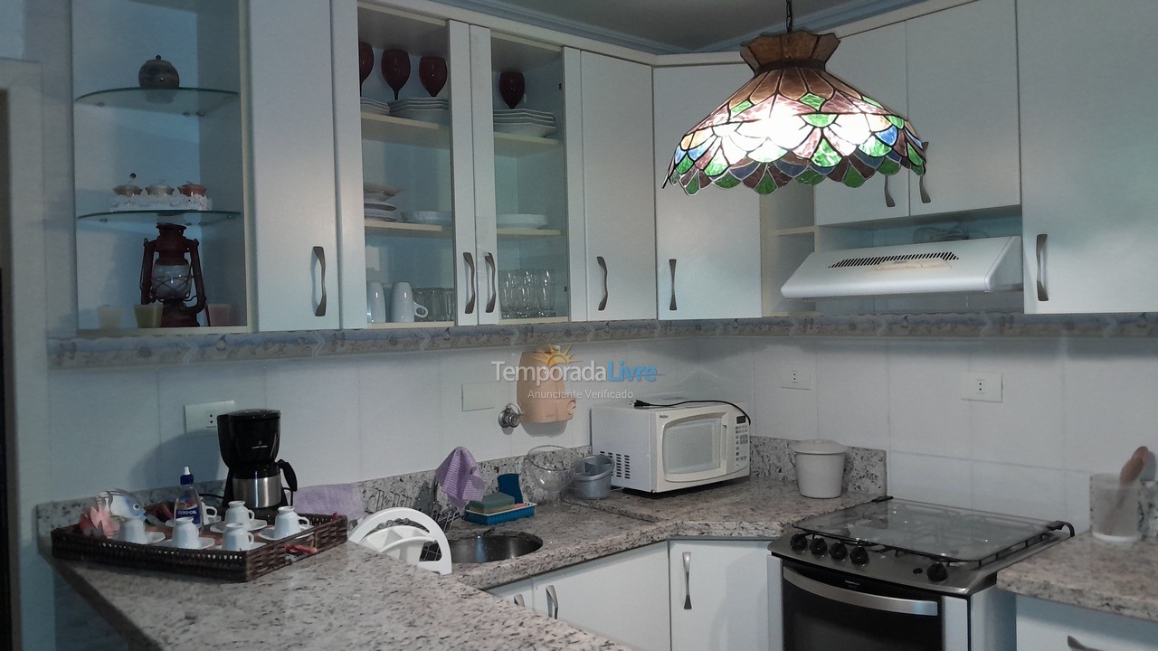 Apartment for vacation rental in Ubatuba (Enseada)