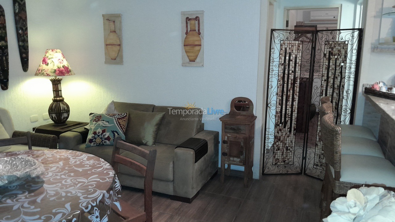 Apartment for vacation rental in Ubatuba (Enseada)