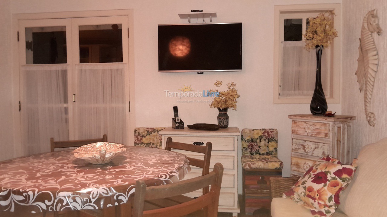 Apartment for vacation rental in Ubatuba (Enseada)