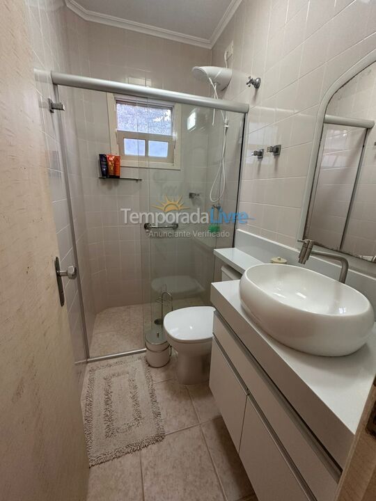 Apartment for vacation rental in Ubatuba (Enseada)