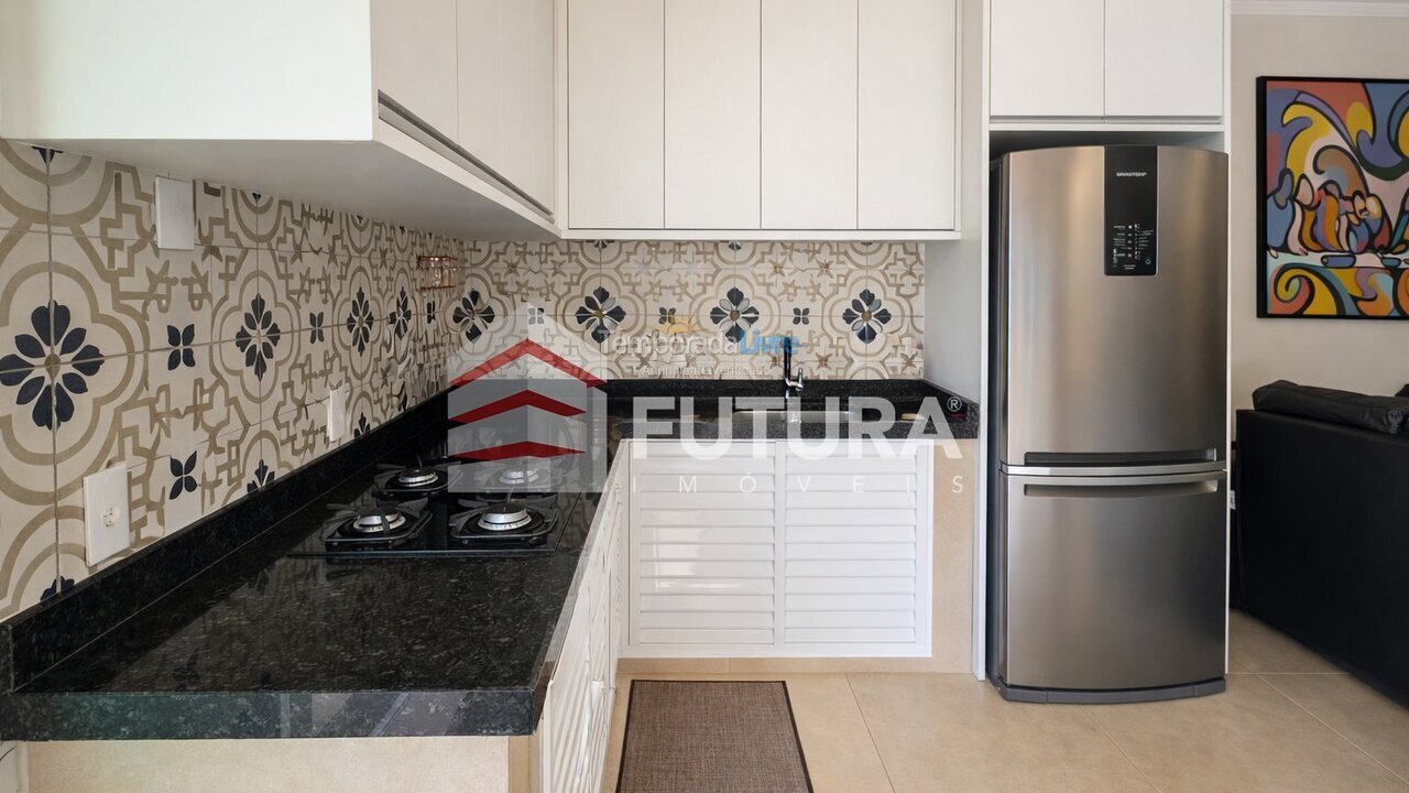 Casa para aluguel de temporada em Bombinhas (Praia de Bombas)