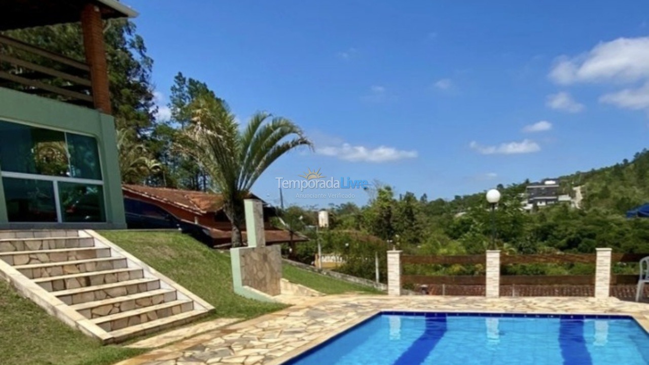 Ranch for vacation rental in Mairinque (Condomínio Porta do Sol)