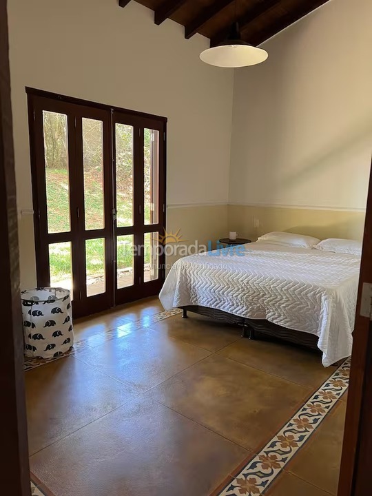 Casa para alquiler de vacaciones em Jarinu (Caxambu)