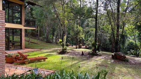 Refugio en el Bosque Atlántico Sauna · BBQ · 50 min de São Paulo