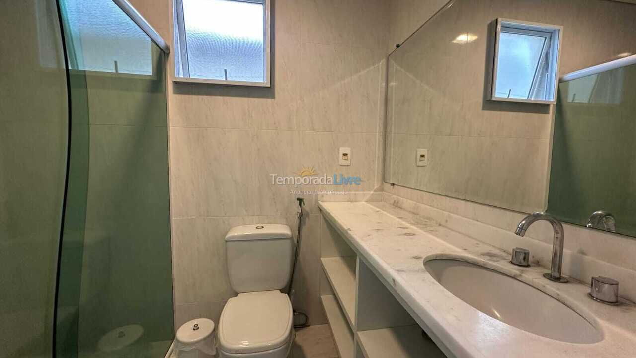 Apartamento para aluguel de temporada em Ubatuba (Praia Grande)