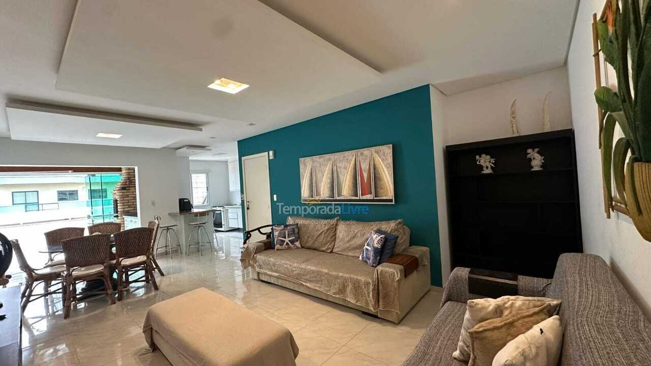 Apartamento para aluguel de temporada em Ubatuba (Praia Grande)
