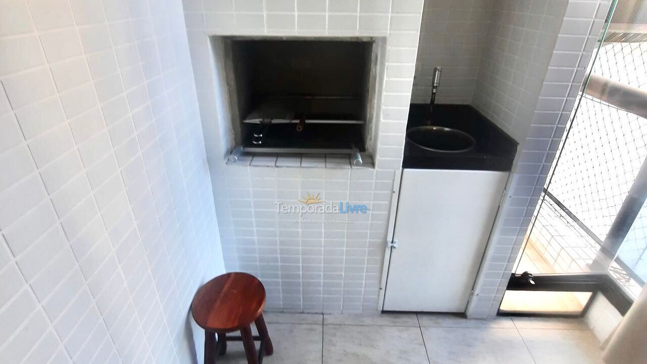 Apartamento para aluguel de temporada em Guarujá (Pitangueiras)