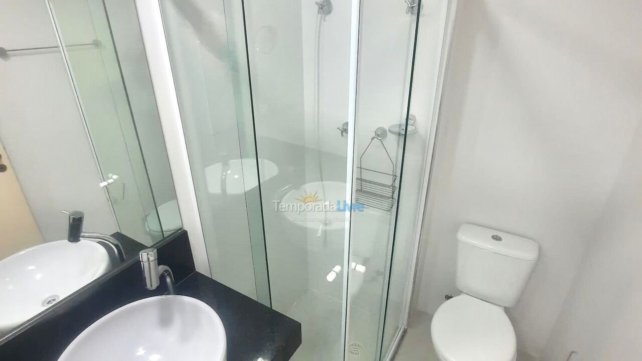 Apartamento para aluguel de temporada em Guarujá (Pitangueiras)