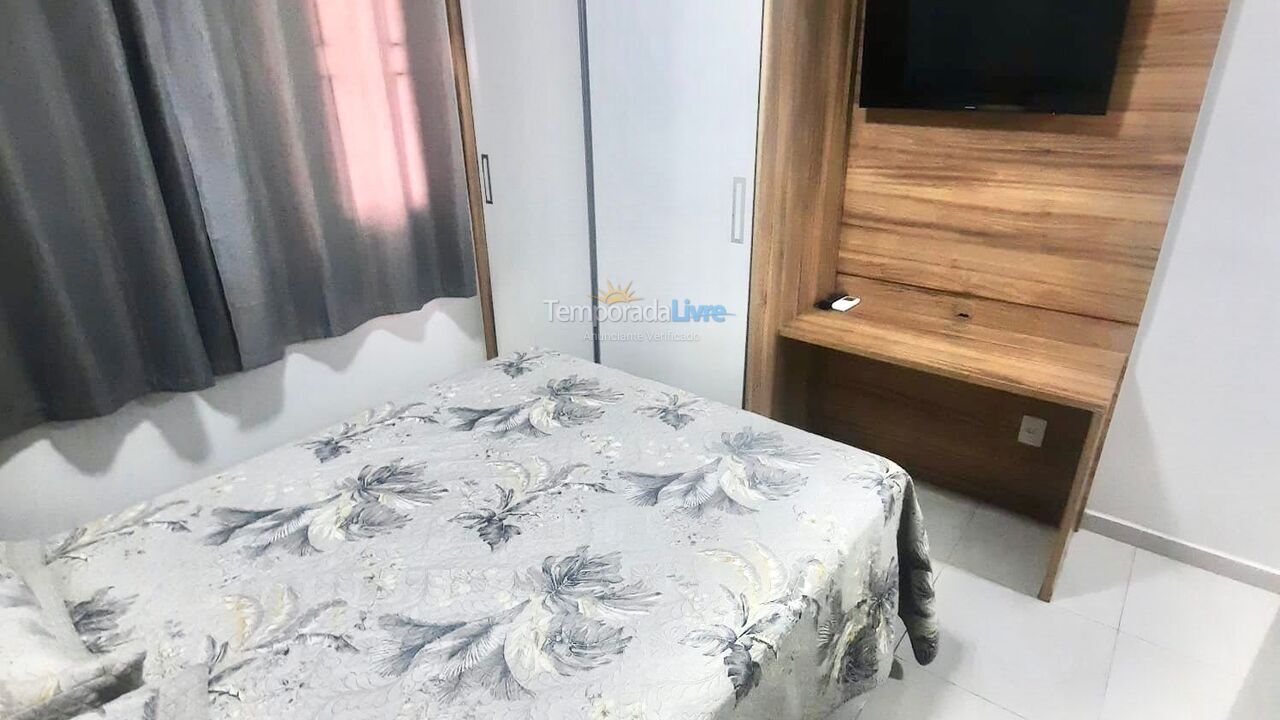 Apartamento para aluguel de temporada em Guarujá (Pitangueiras)