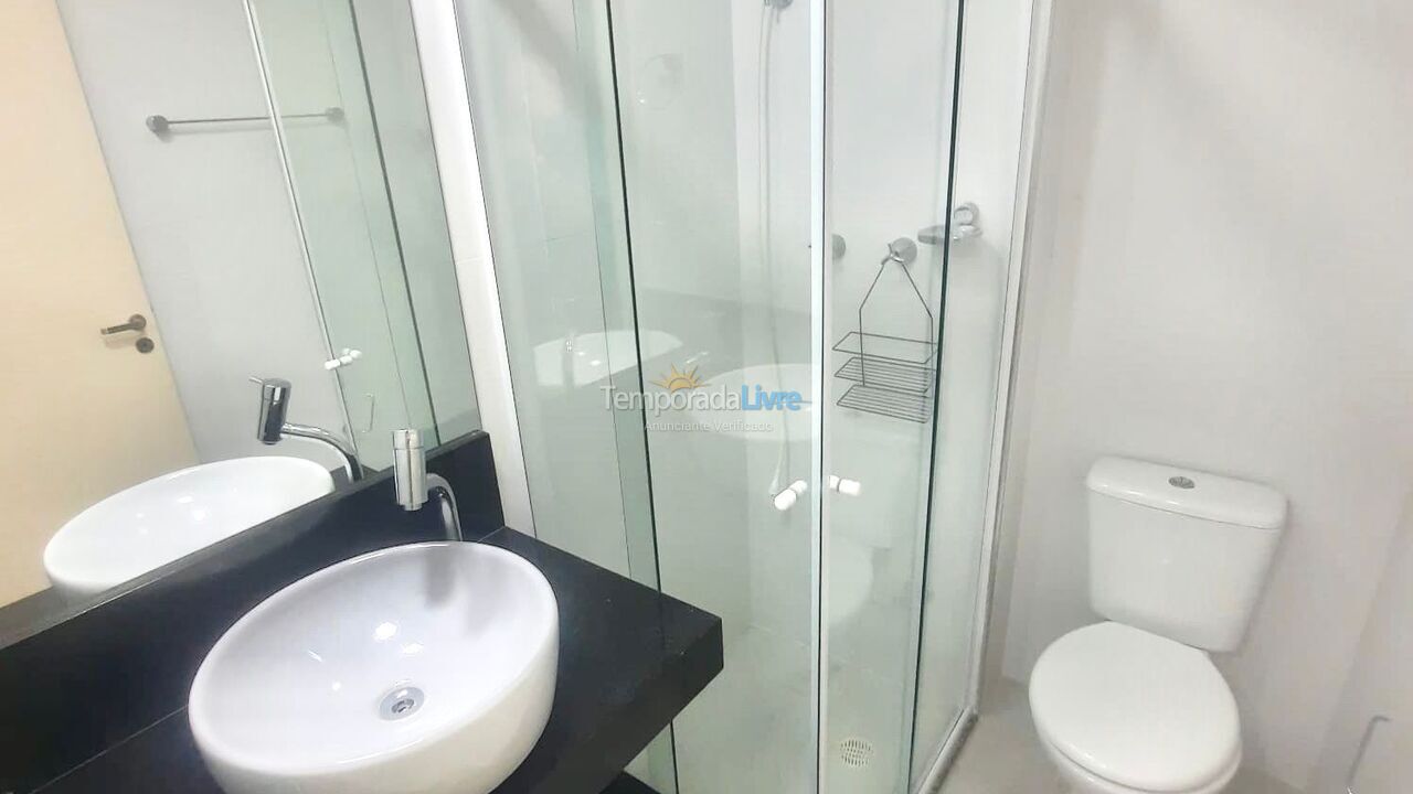 Apartamento para aluguel de temporada em Guarujá (Pitangueiras)