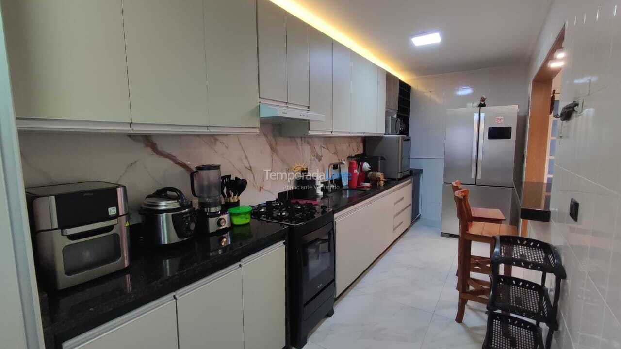 Apartment for vacation rental in Ubatuba (Praia Grande)