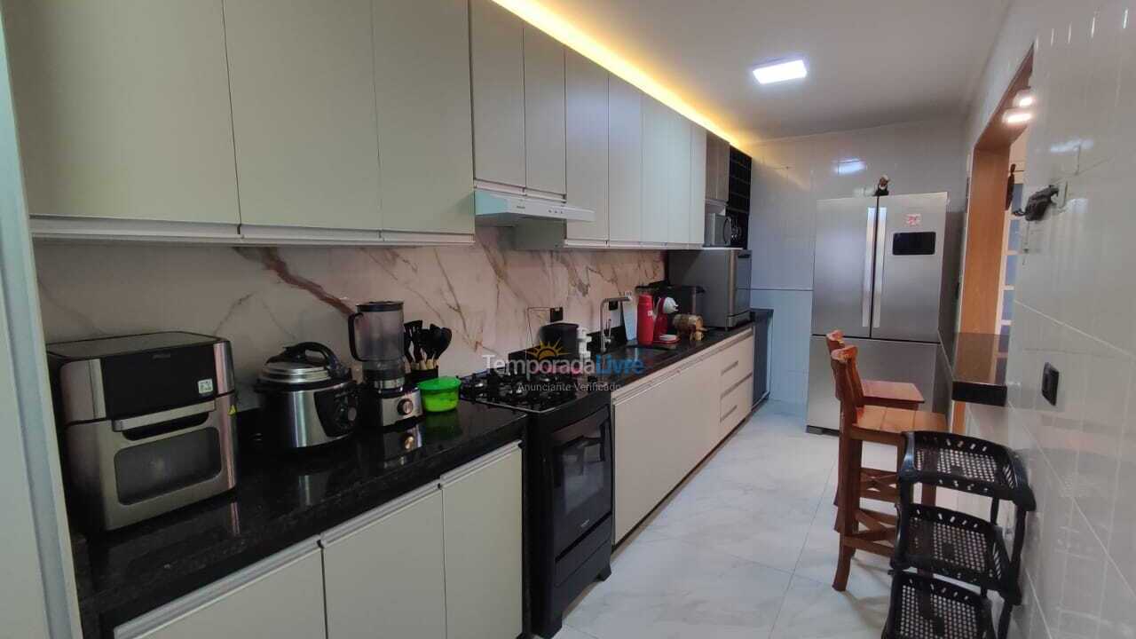 Apartment for vacation rental in Ubatuba (Praia Grande)