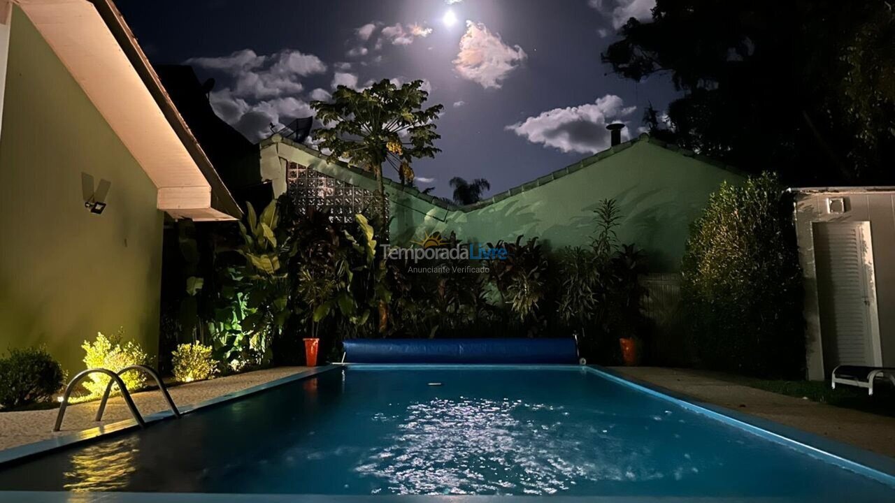 Casa para aluguel de temporada em Bertioga (Riviera de São Lourenço)