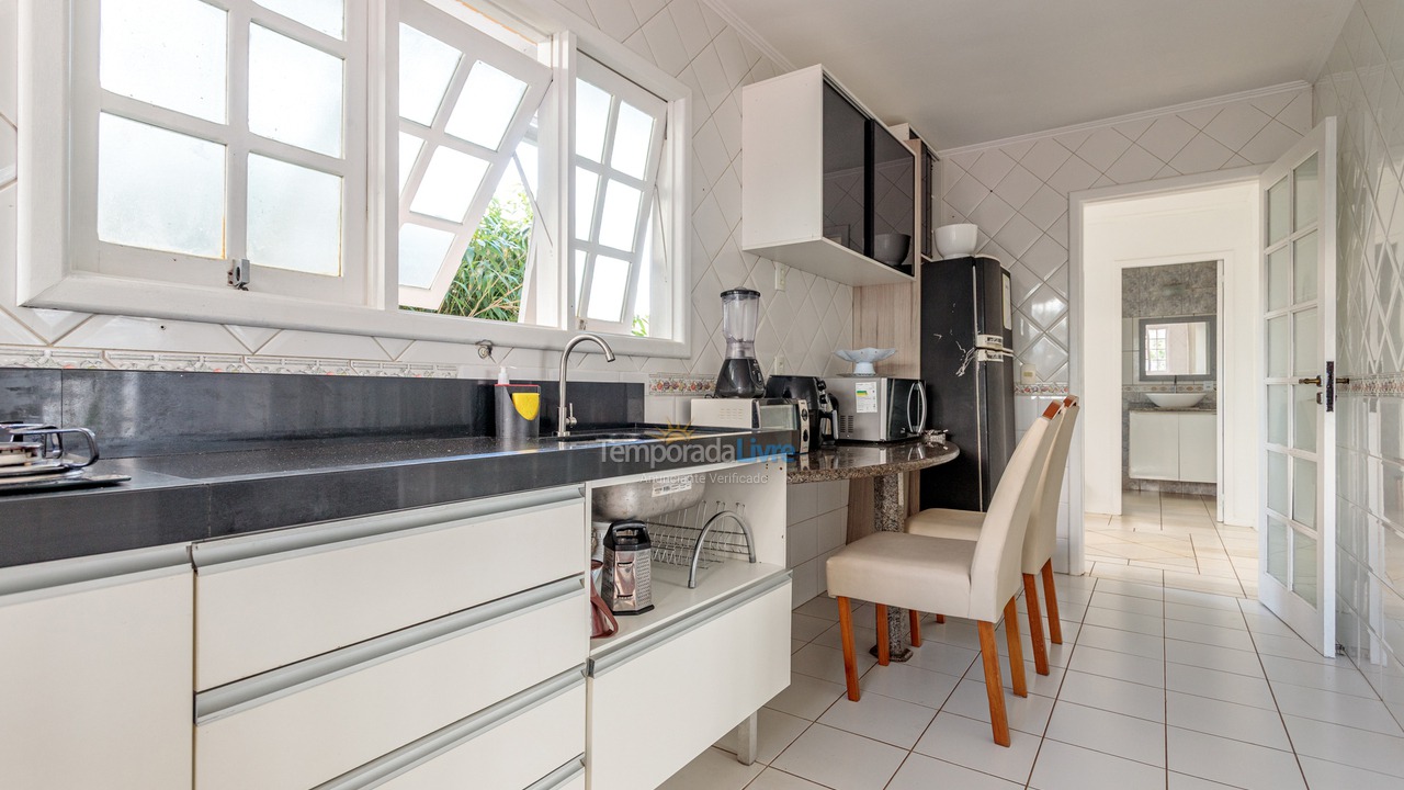 House for vacation rental in Florianopolis (Jurerê Internacional)