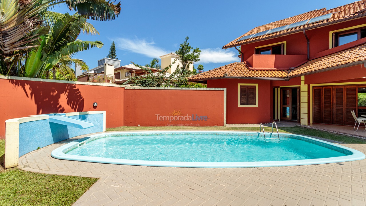 Casa para aluguel de temporada em Florianopolis (Jurerê Internacional)