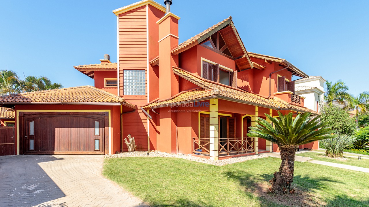 Casa para aluguel de temporada em Florianopolis (Jurerê Internacional)