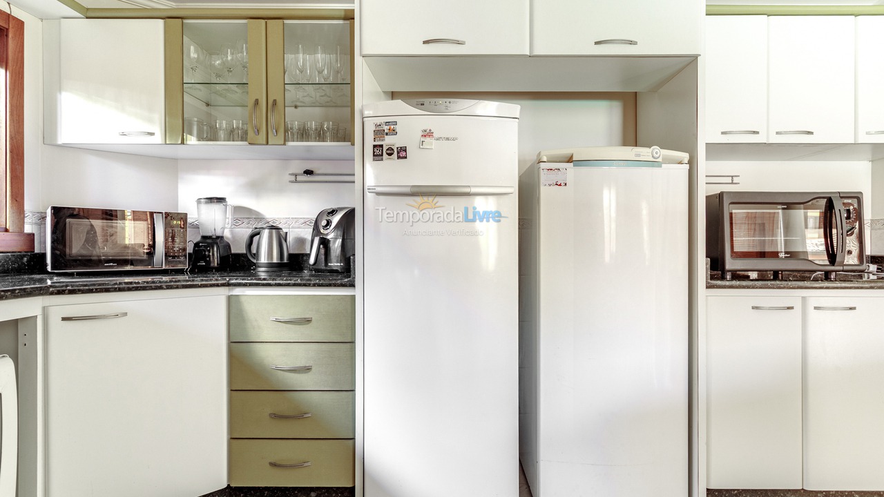 Casa para aluguel de temporada em Florianopolis (Jurerê Internacional)