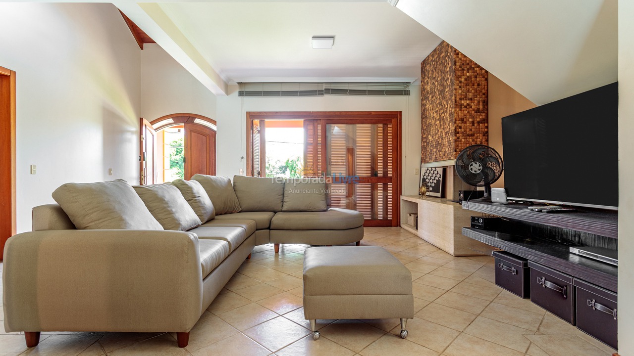 Casa para aluguel de temporada em Florianopolis (Jurerê Internacional)