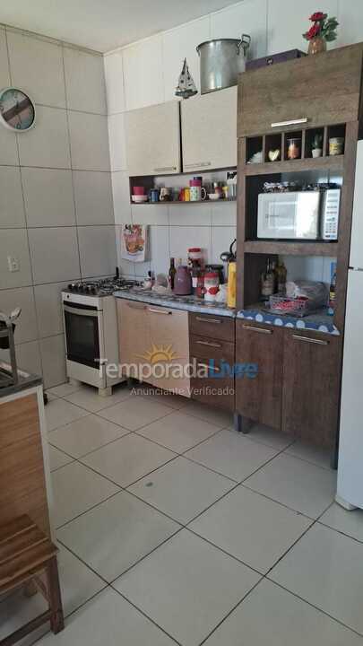 Casa para aluguel de temporada em Paracuru (Carlotas)
