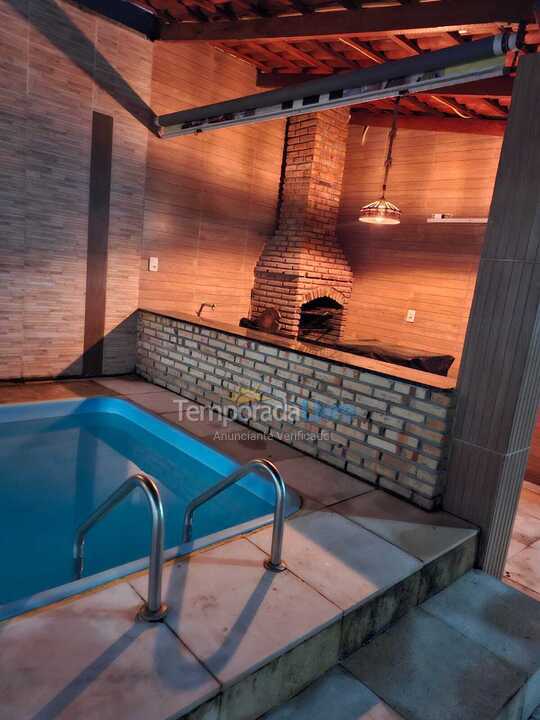 Casa para aluguel de temporada em Paracuru (Carlotas)