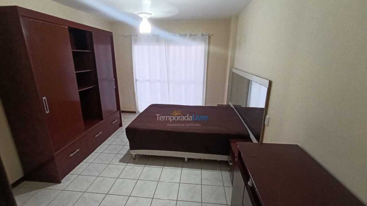 Apartamento para aluguel de temporada em Guarapari (Praia do Morro)