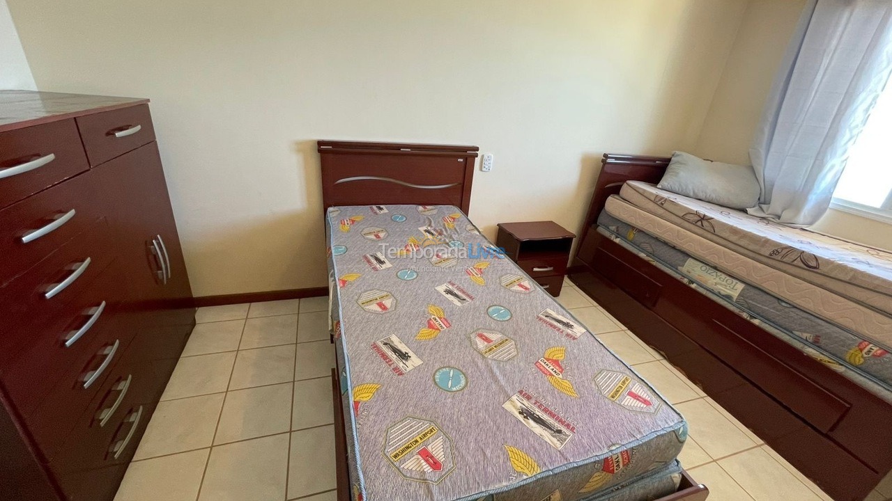 Apartamento para aluguel de temporada em Guarapari (Praia do Morro)