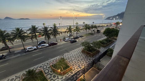Apartamento de lujo con vistas al mar • Frente a la playa en Ipanema • 4 habitaciones