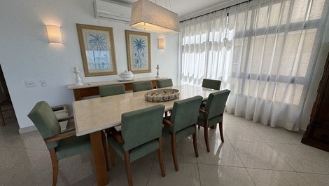 Apartamento de lujo con vistas al mar • Frente a la playa en Ipanema • 4 habitaciones