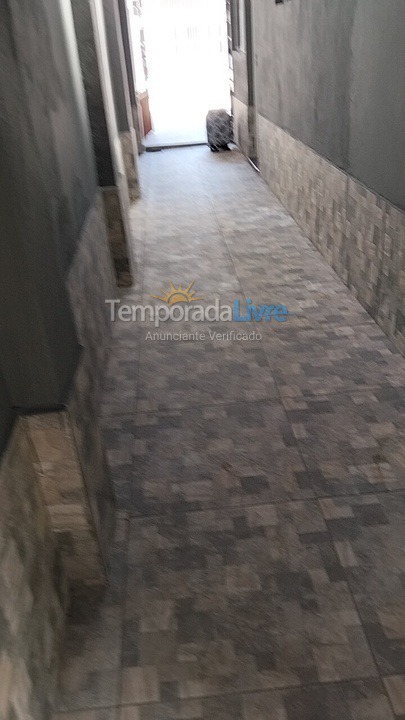 Casa para aluguel de temporada em Praia Grande (Praia do Caiçara)