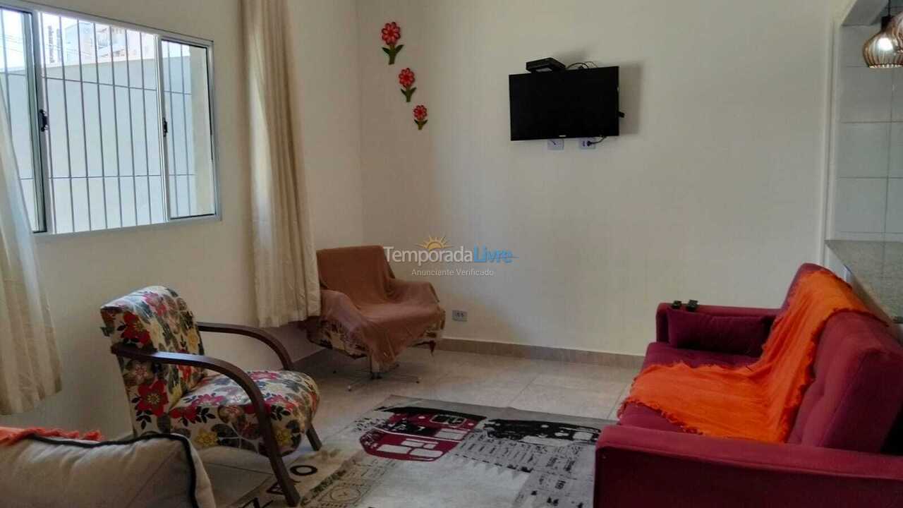 Casa para aluguel de temporada em Praia Grande (Praia do Caiçara)