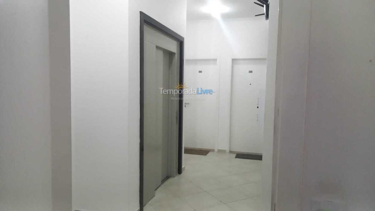 Apartamento para aluguel de temporada em Ubatuba (Praia Grande)