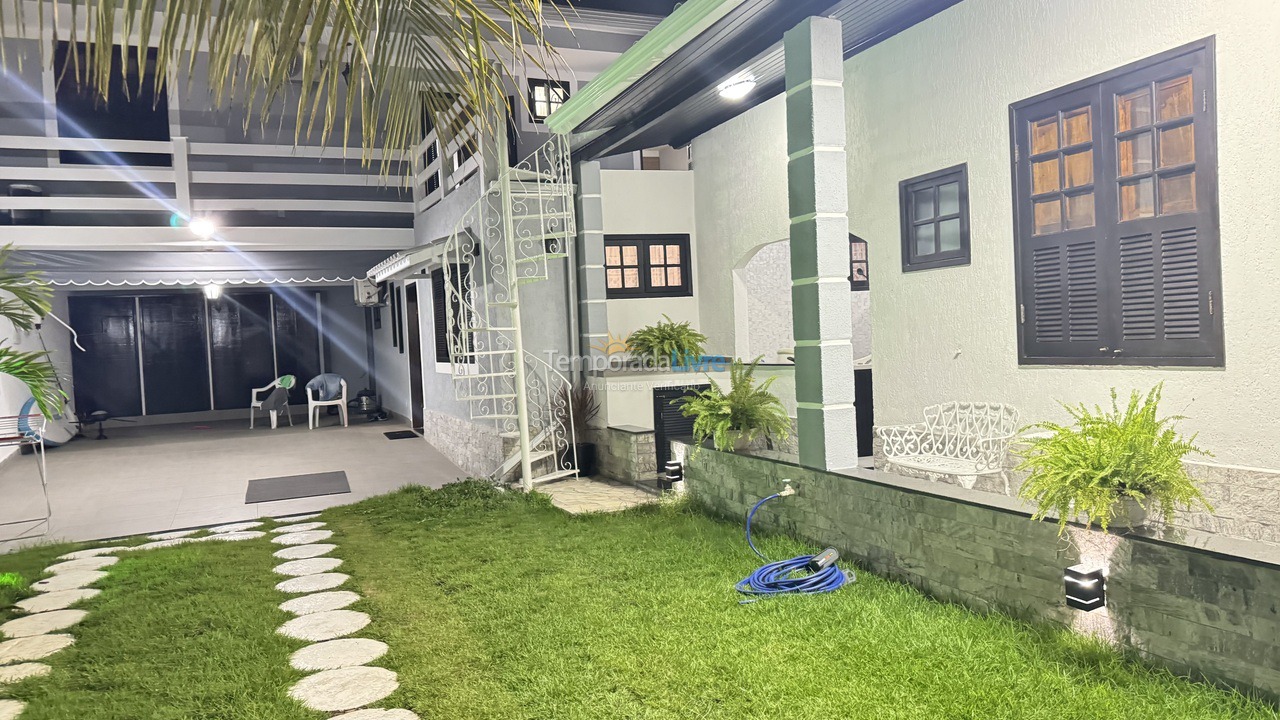 Casa para aluguel de temporada em Niterói (Piratininga)