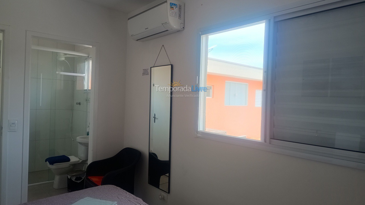 Apartment for vacation rental in Bertioga (Praia da Enseada)