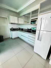 03 SUÍTES - QUADRA MAR - APTO TOP